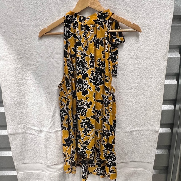 Worthington Women’s Size XL Yellow/Black Sleeveless Blouse - Picture 2 of 3
